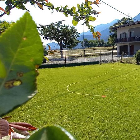 Vue Du Chateau Villa Fenis Eksteriør billede